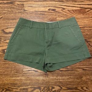 Banana Republic Factory Women’s 2.5" Classic Chino Short Size:4P